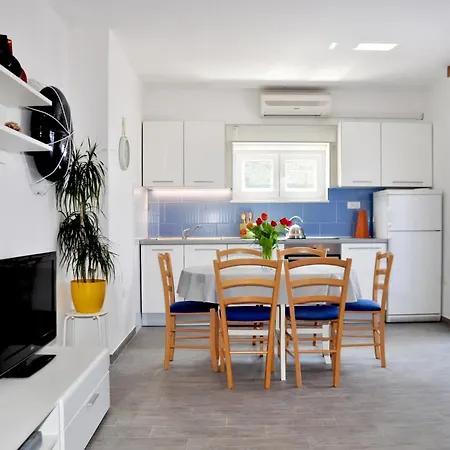 Apartments By The Sea Razanj, Rogoznica - 8365